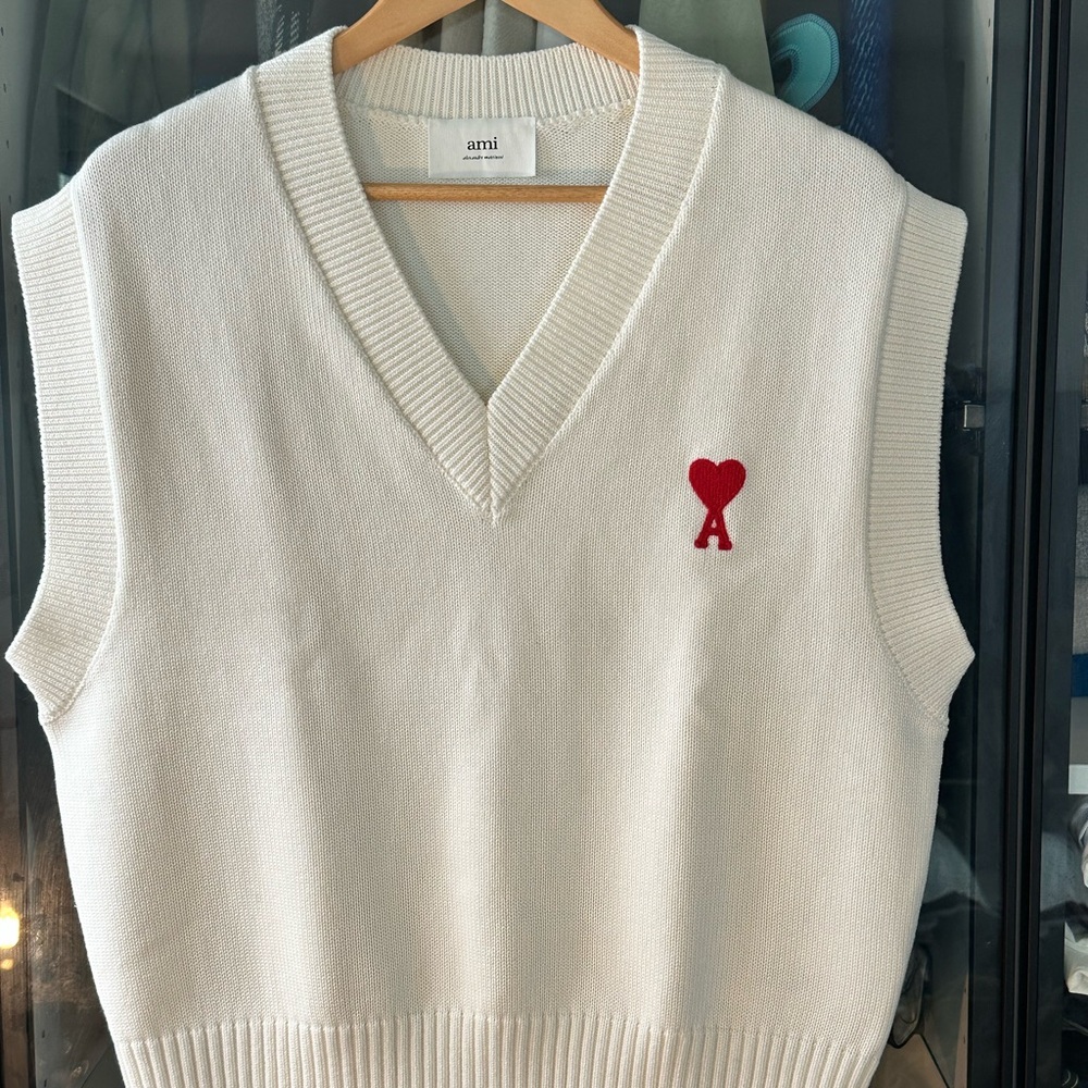 Ami Natural White Knit Vest with Red Heart Logo